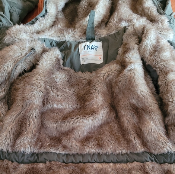 Aritzia TNA Platoon Jacket - Price drop!! - Picture 3 of 14